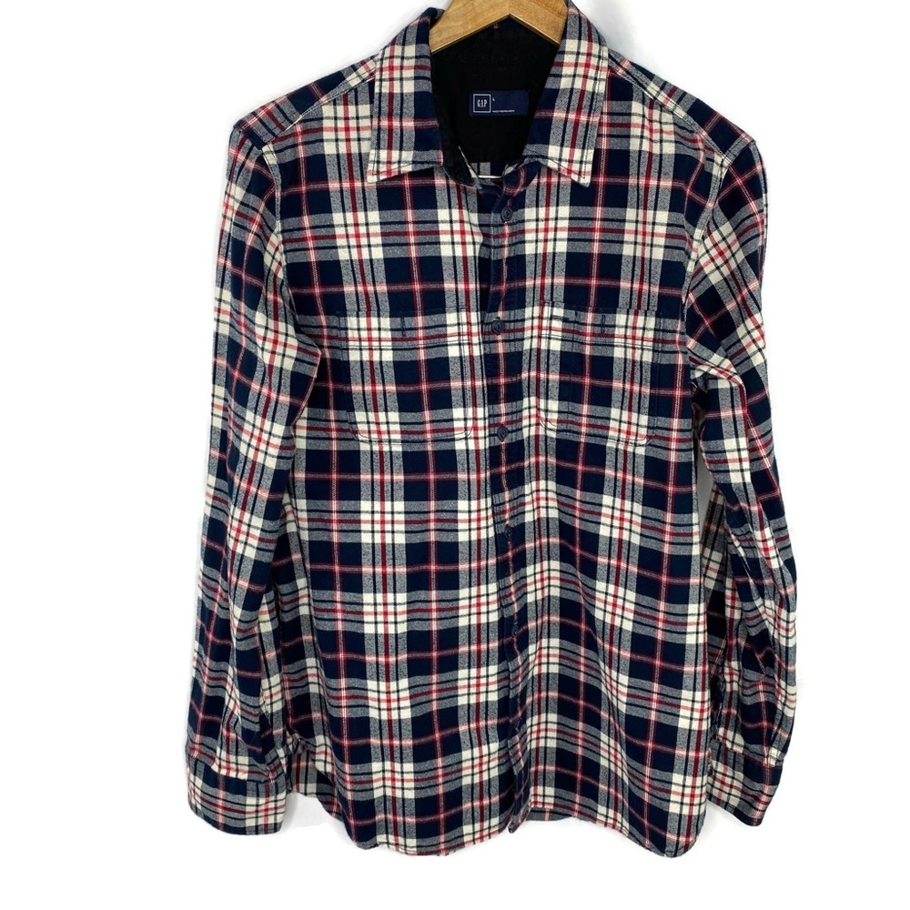 GAP Heavy Warm Flannel Navy and Red Plaid Great Condition Button Down Large